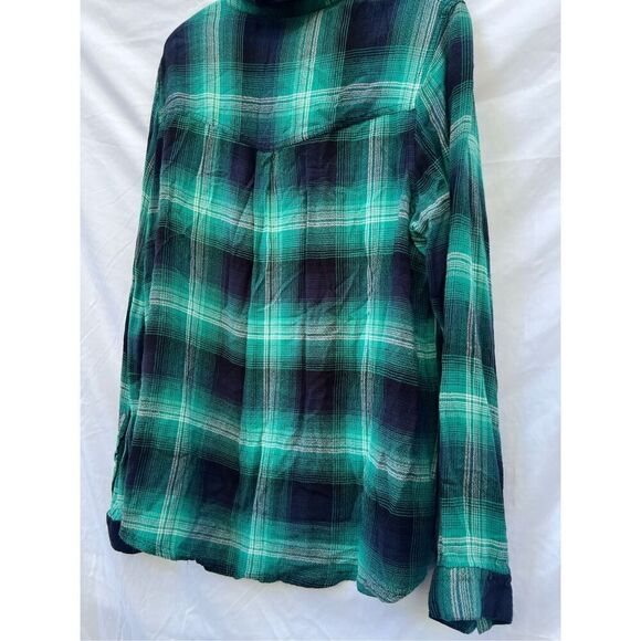 Maurices Teal & Blue Button Up Plaid Top Woman’s Size 2 - Picture 7 of 9